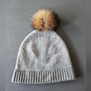 NWOT White + Warren Cashmere & Fox Fur Pom Pom Beanie